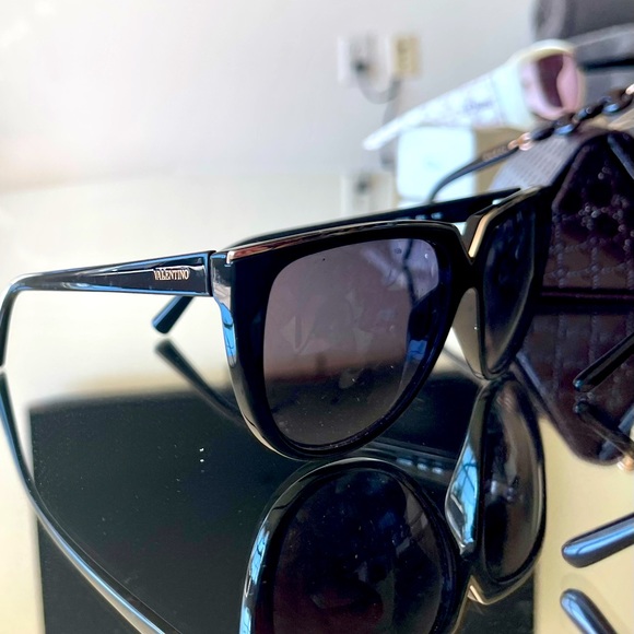 2 VALENTINO Sunglasses BLACK and BROWN Bundle! - Picture 6 of 12